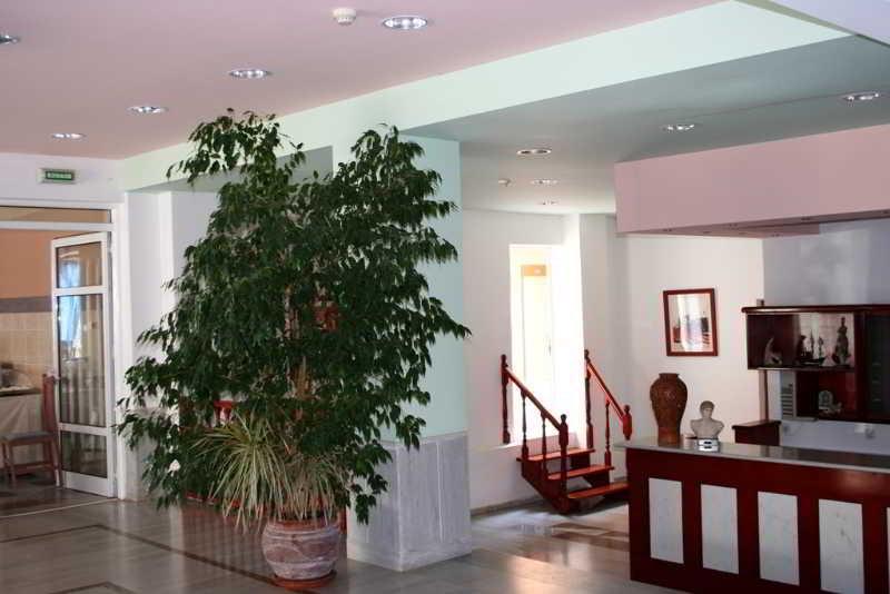 Hotel Golden Sun Finikounta Esterno foto
