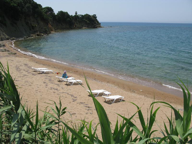 Hotel Golden Sun Finikounta Esterno foto