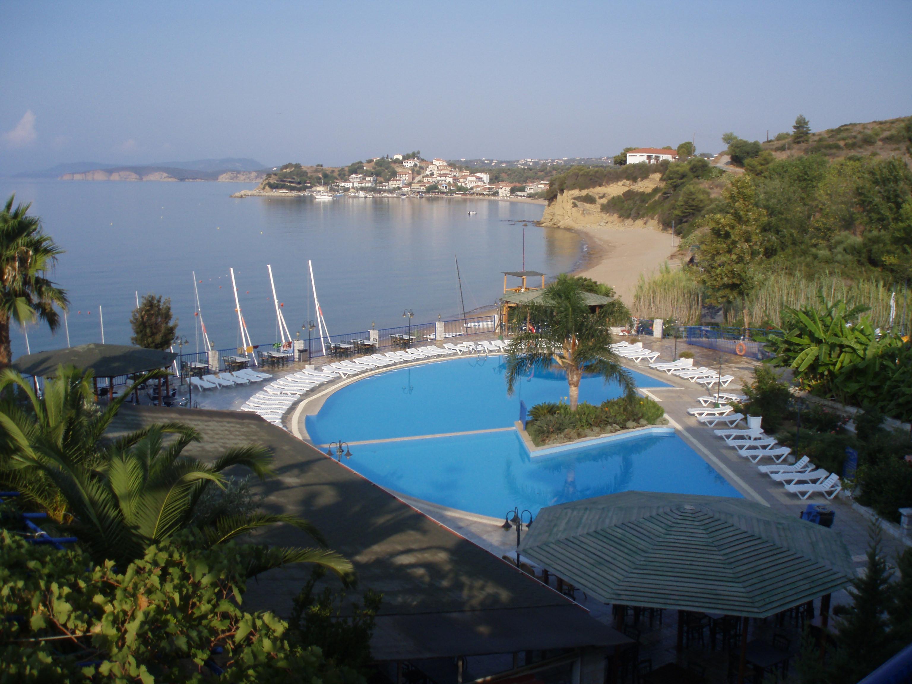 Hotel Golden Sun Finikounta Esterno foto