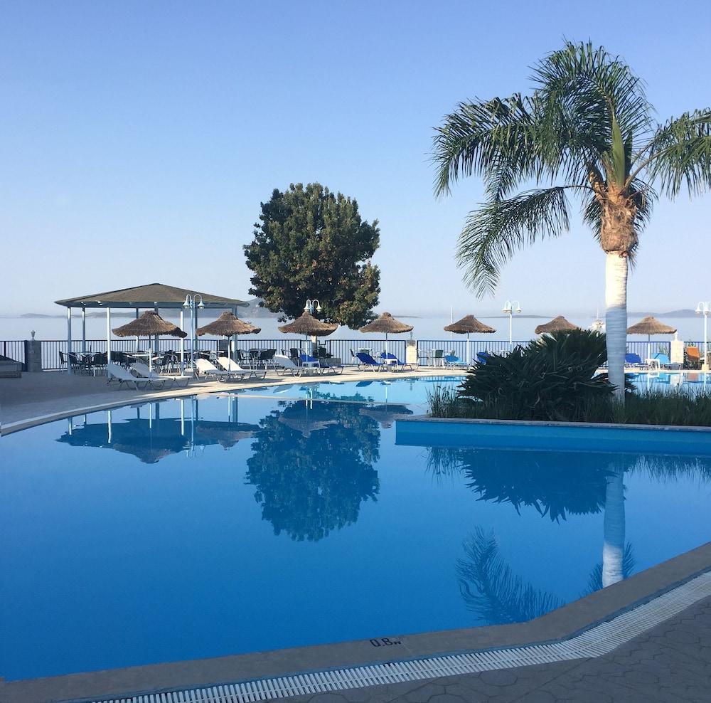 Hotel Golden Sun Finikounta Esterno foto