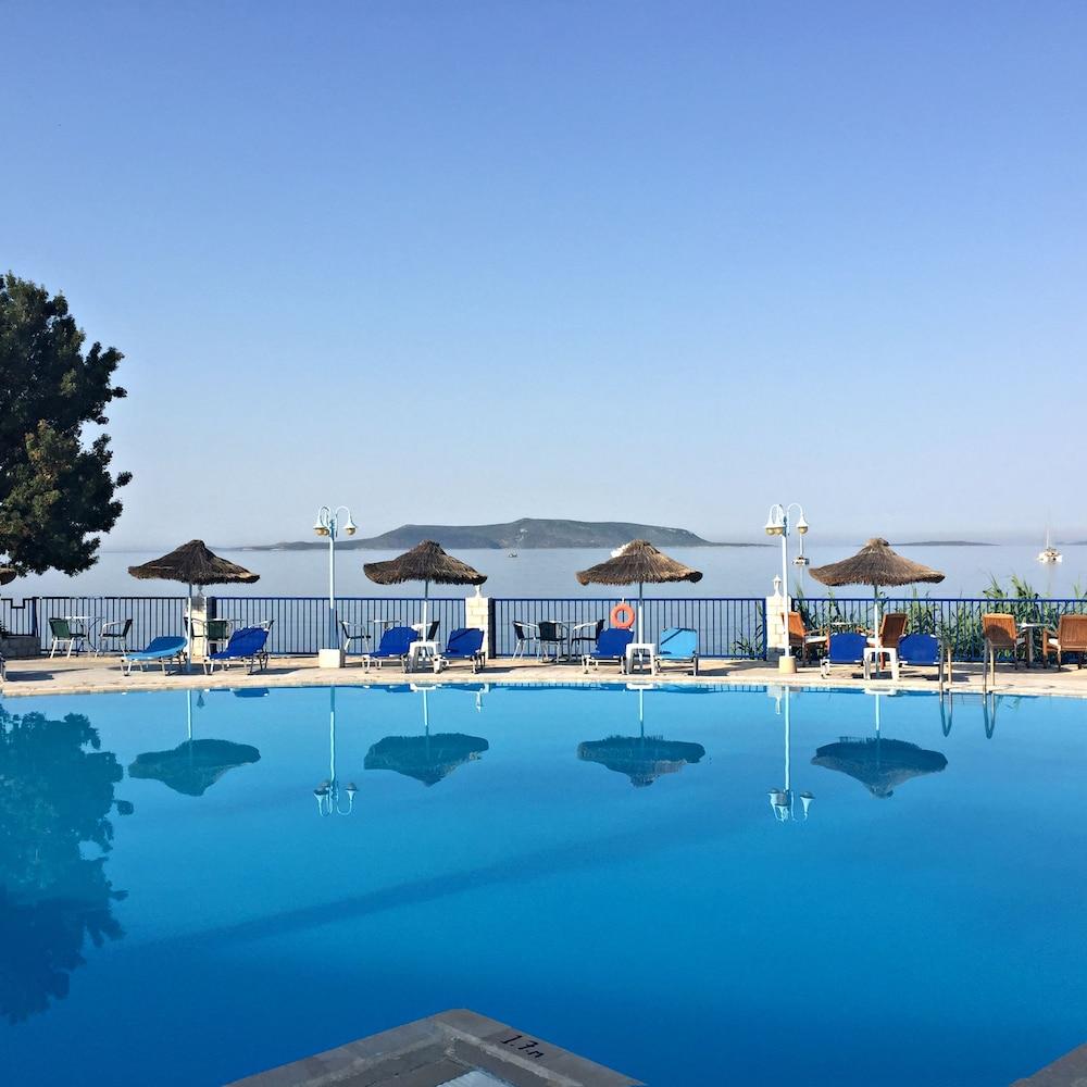 Hotel Golden Sun Finikounta Esterno foto