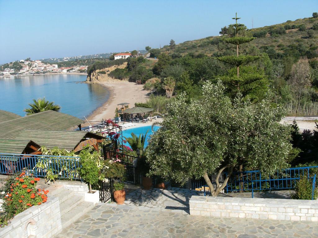 Hotel Golden Sun Finikounta Esterno foto
