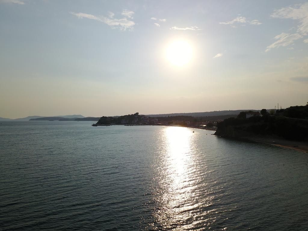 Hotel Golden Sun Finikounta Esterno foto